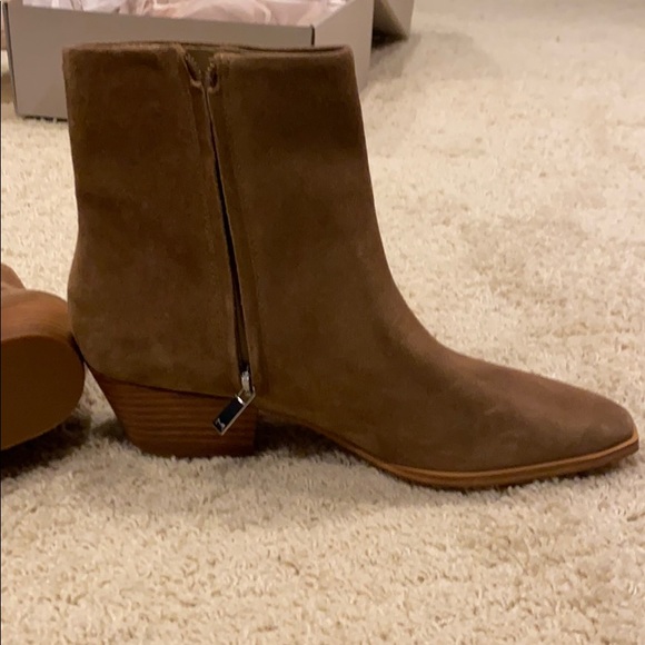 Marc Fischer Women’s Boots - Picture 2 of 6